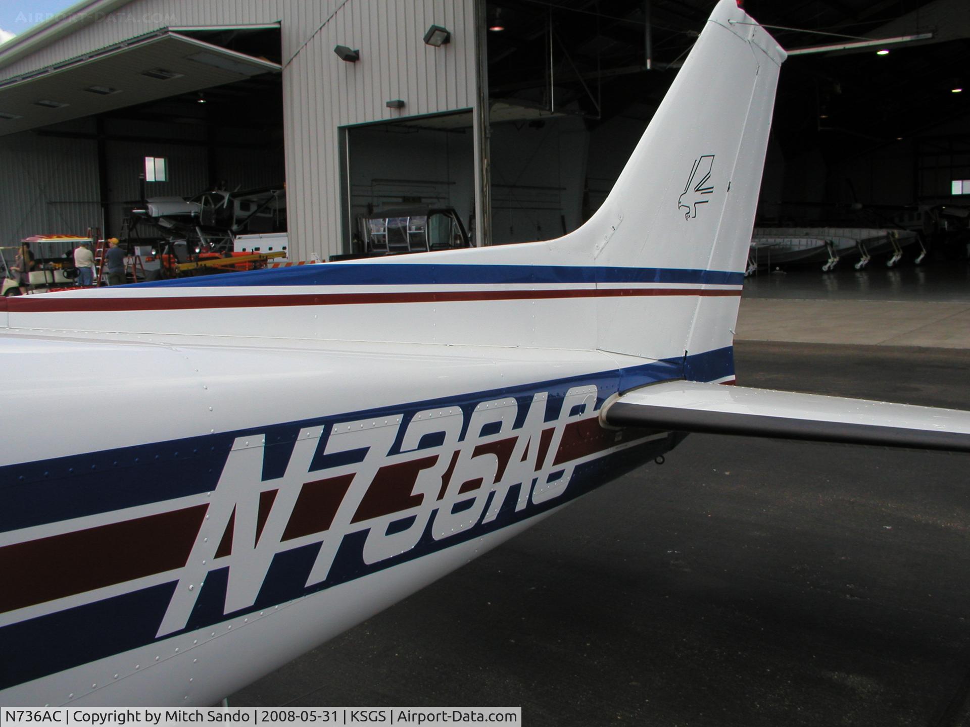 N736AC, 1977 Cessna R172K Hawk XP C/N R1722364, Fleming Field Fly-In 2008.