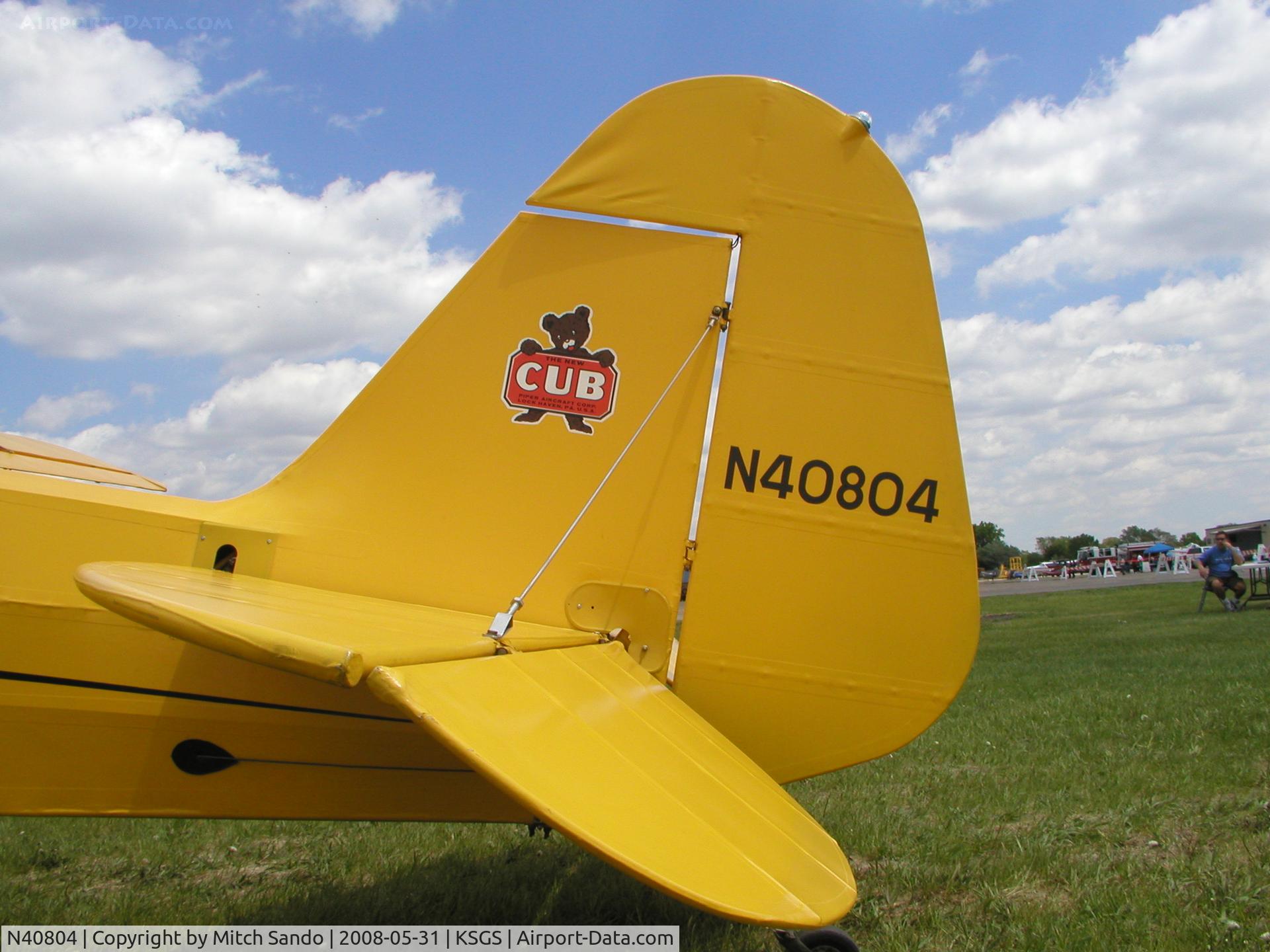 N40804, 1941 Piper J3C-65 Cub C/N 7501, Fleming Field Fly-In 2008.