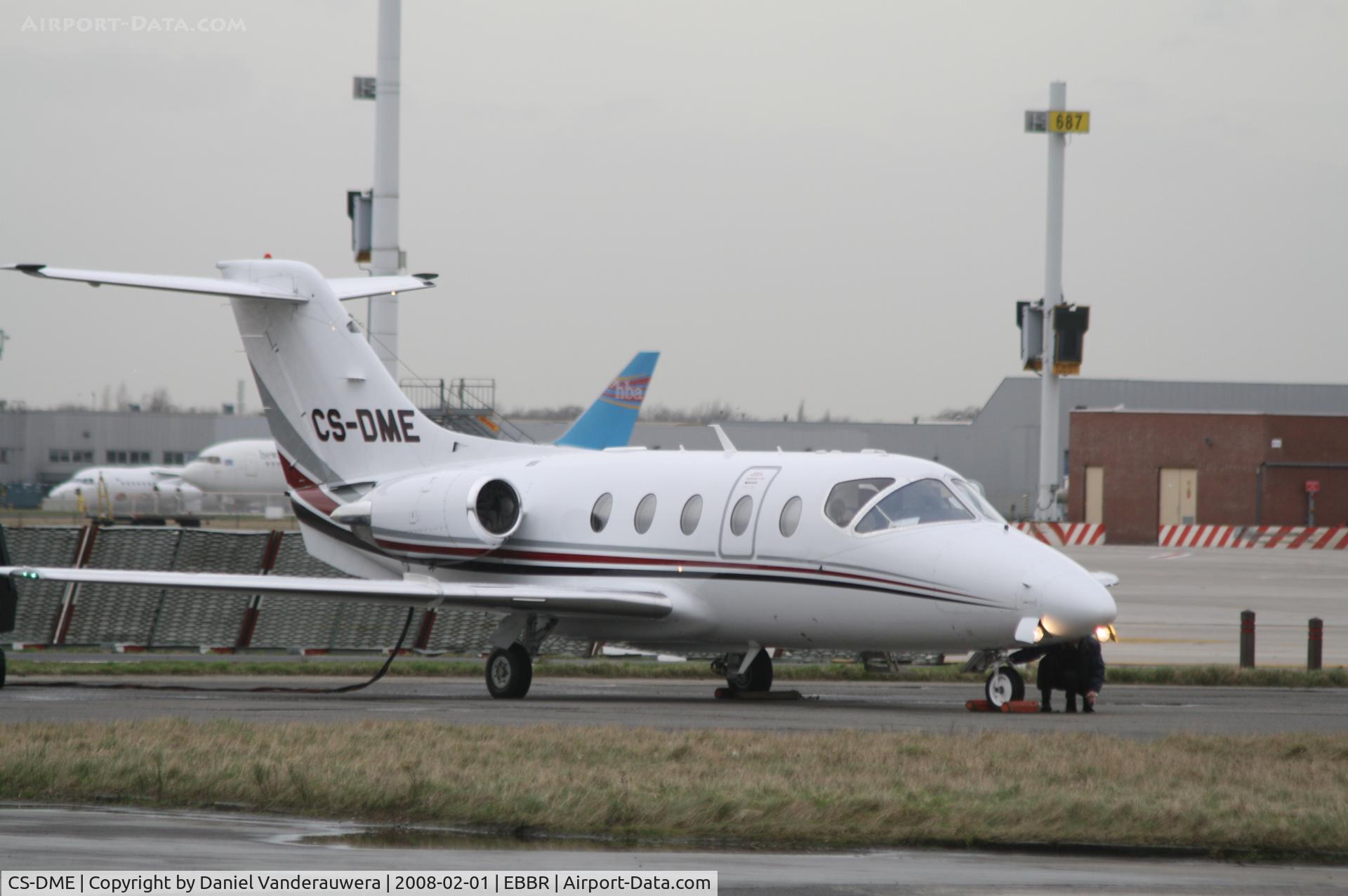 CS-DME, 2005 Hawker Beechcraft 400A Beechjet Beechjet C/N RK-408, parked on General Aviation apron (Abelag)