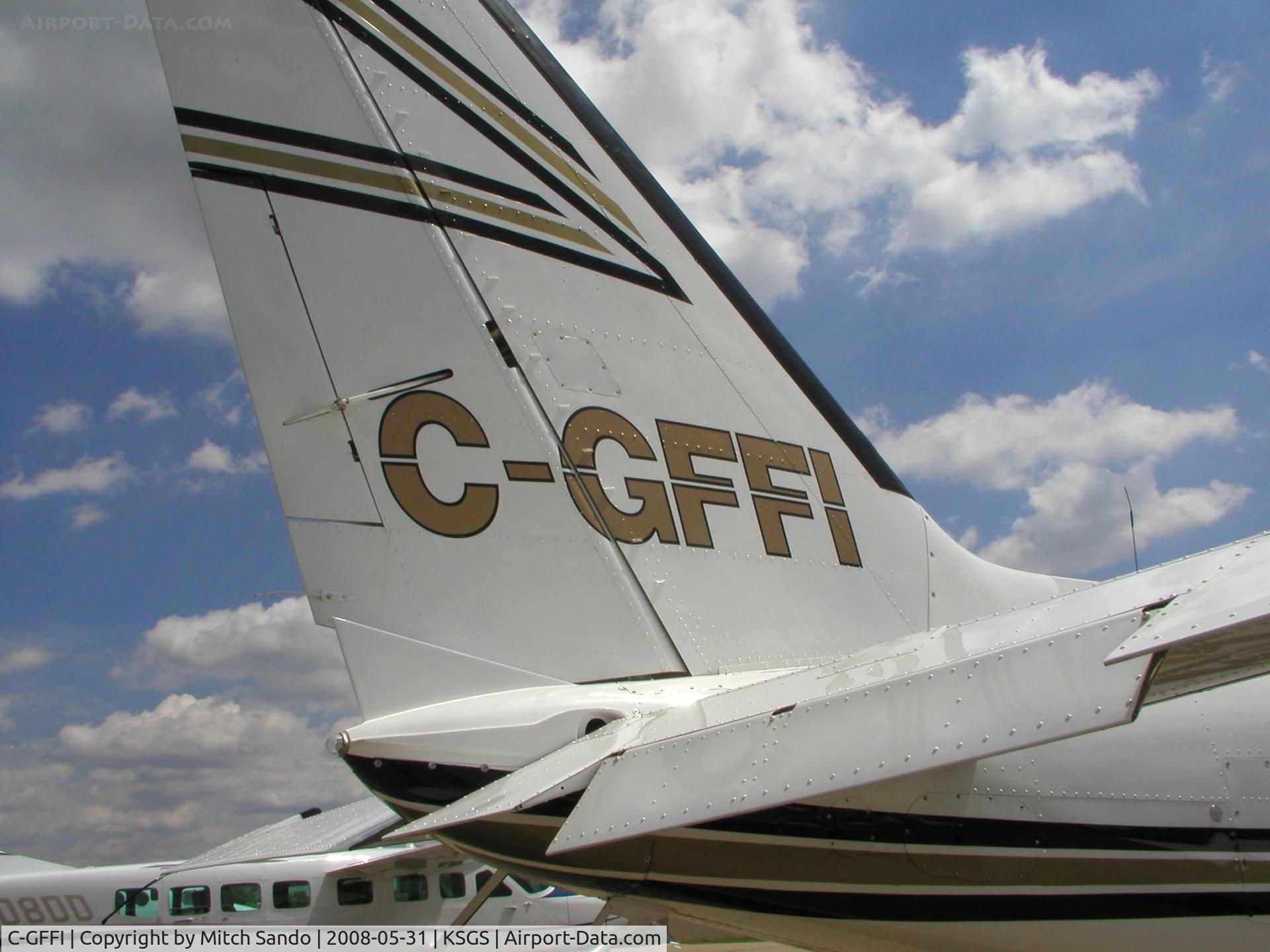 C-GFFI, 1976 Piper PA-31 C/N 31-7612027, Fleming Field Fly-In 2008.