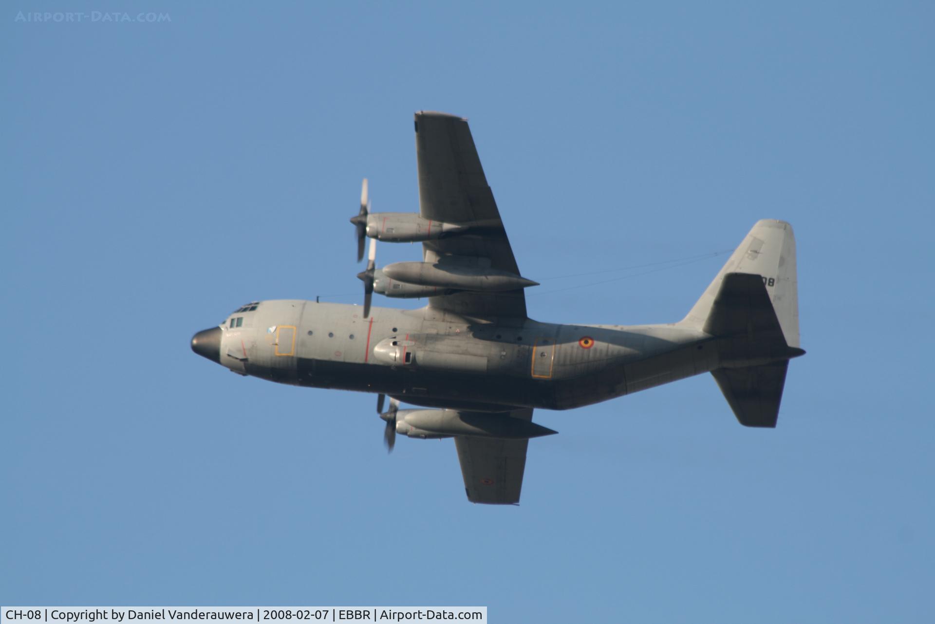 CH-08, 1972 Lockheed C-130H Hercules C/N 382-4478, taking off from rwy 25R