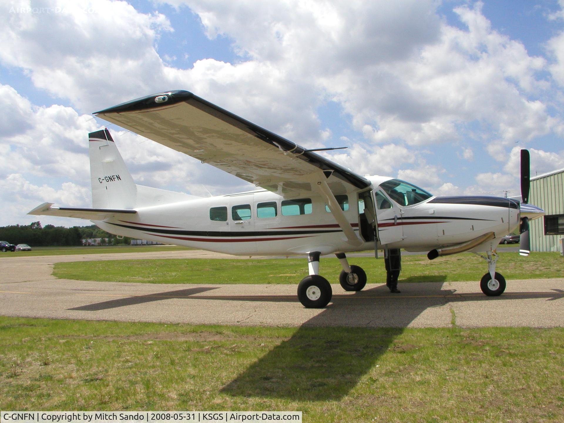 C-GNFN, 2008 Cessna 208 Caravan I C/N 20800502, Fleming Field Fly-In 2008.