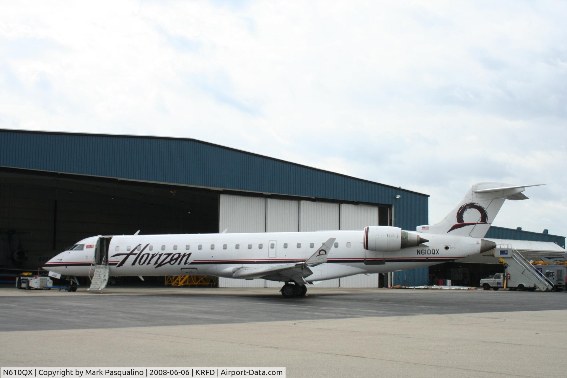 N610QX, 2001 Bombardier CRJ-702ER NG (CL-600-2C10) Regional Jet C/N 10033, CL-600-2C10