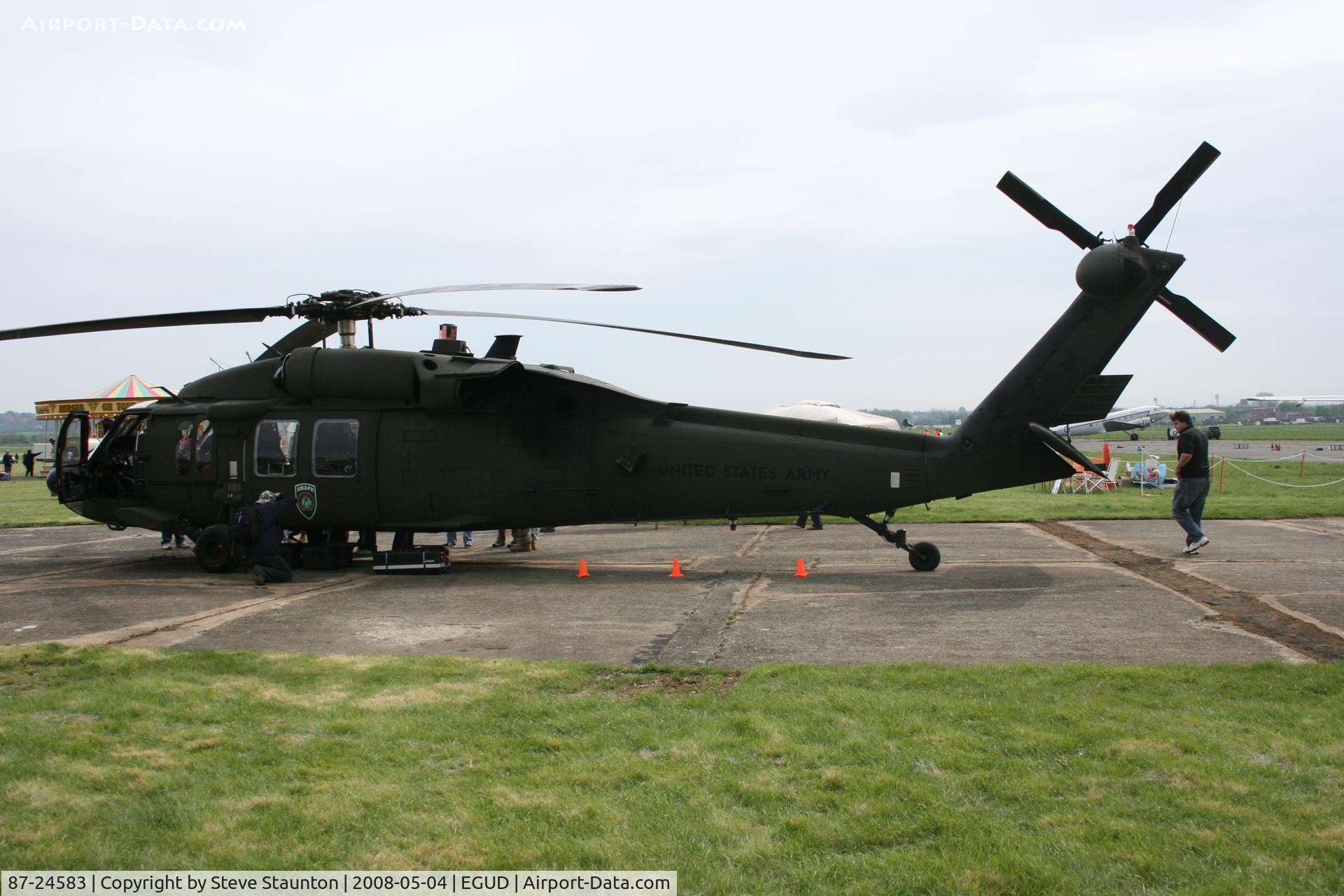87-24583, 1987 Sikorsky UH-60A Black Hawk C/N 70.1091, Taken at Abingdon Air & County Show 2008 in aid of the Thames Valley and Chiltern Air Ambulance (http://www.abingdonfayre.com/)