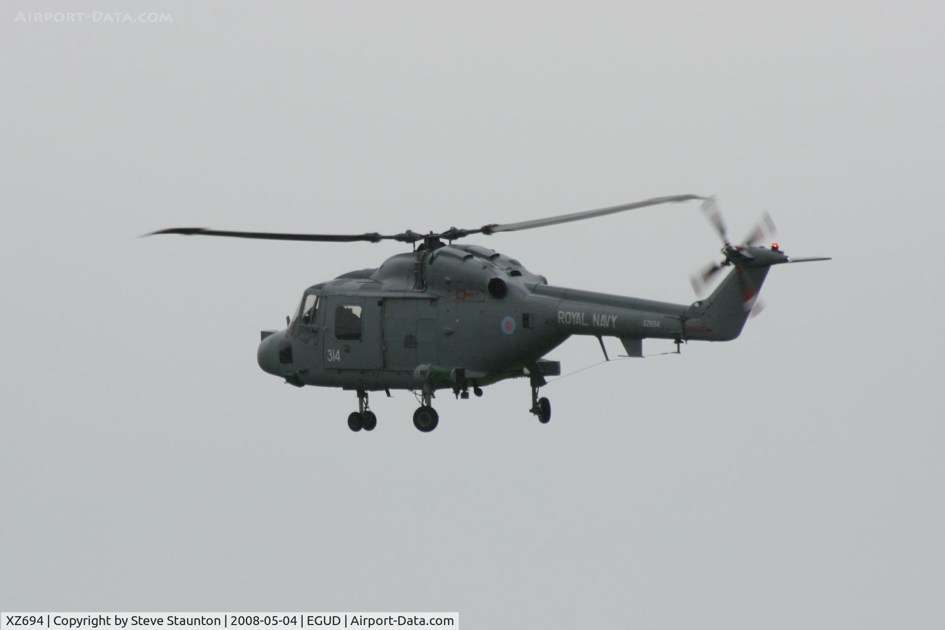 XZ694, Westland Lynx HAS.3GMS C/N 128, Taken at Abingdon Air & County Show 2008 in aid of the Thames Valley and Chiltern Air Ambulance (http://www.abingdonfayre.com/)