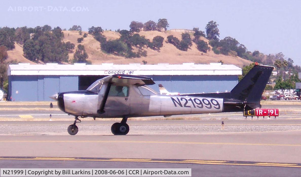 N21999, 1973 Cessna 150L C/N 15074600, Unusual large registration.