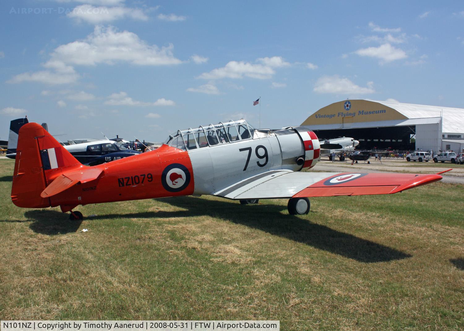 N101NZ, 1944 North American AT-6D Texan C/N 88-15611, Cowtown Roundup 2008