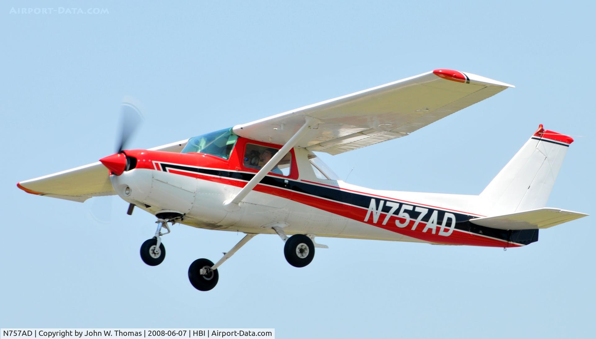 N757AD, 1977 Cessna 152 C/N 15279578, Departing runway 21