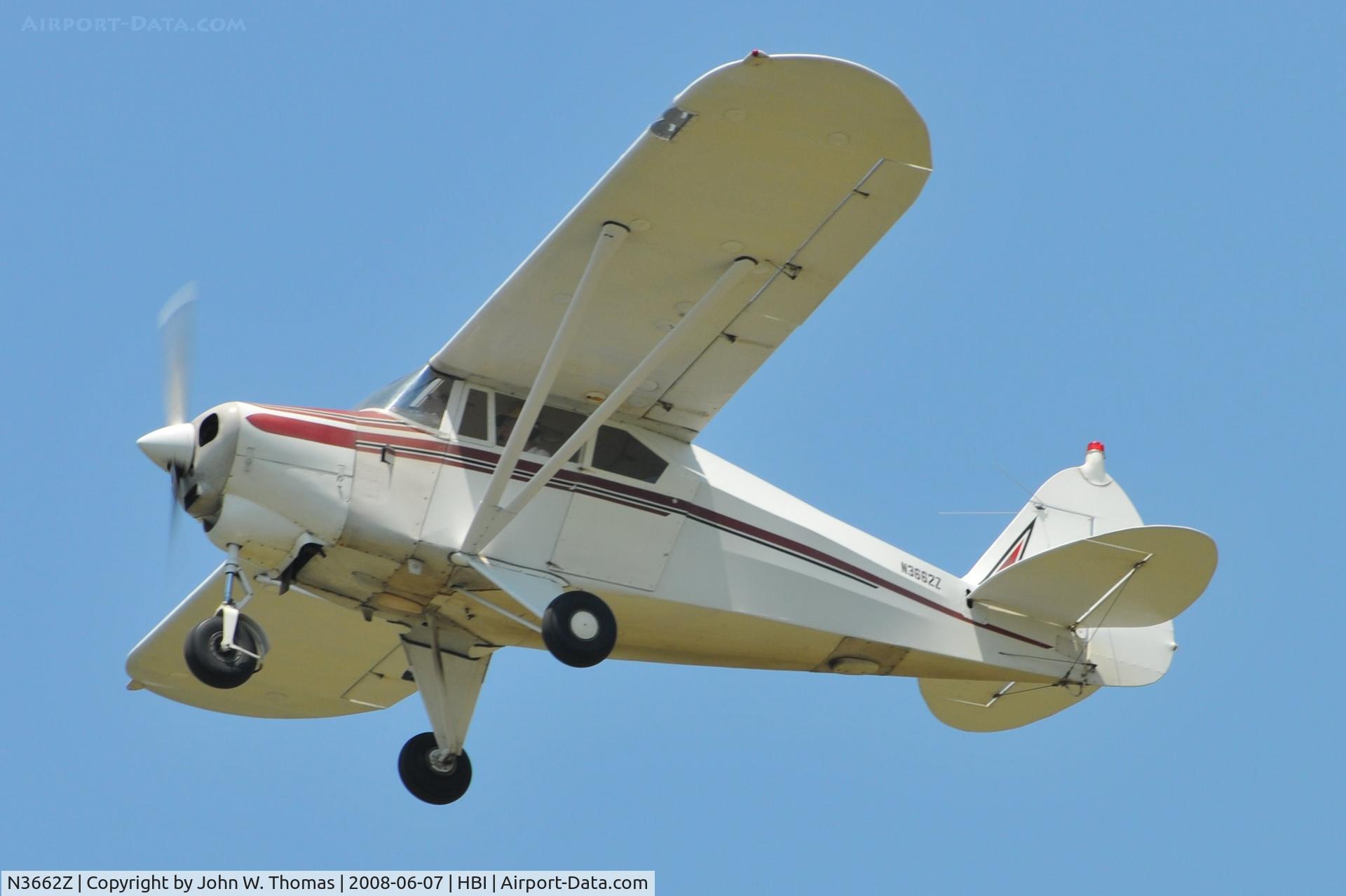 N3662Z, 1960 Piper PA-22-150 C/N 22-7560, Departing runway 21