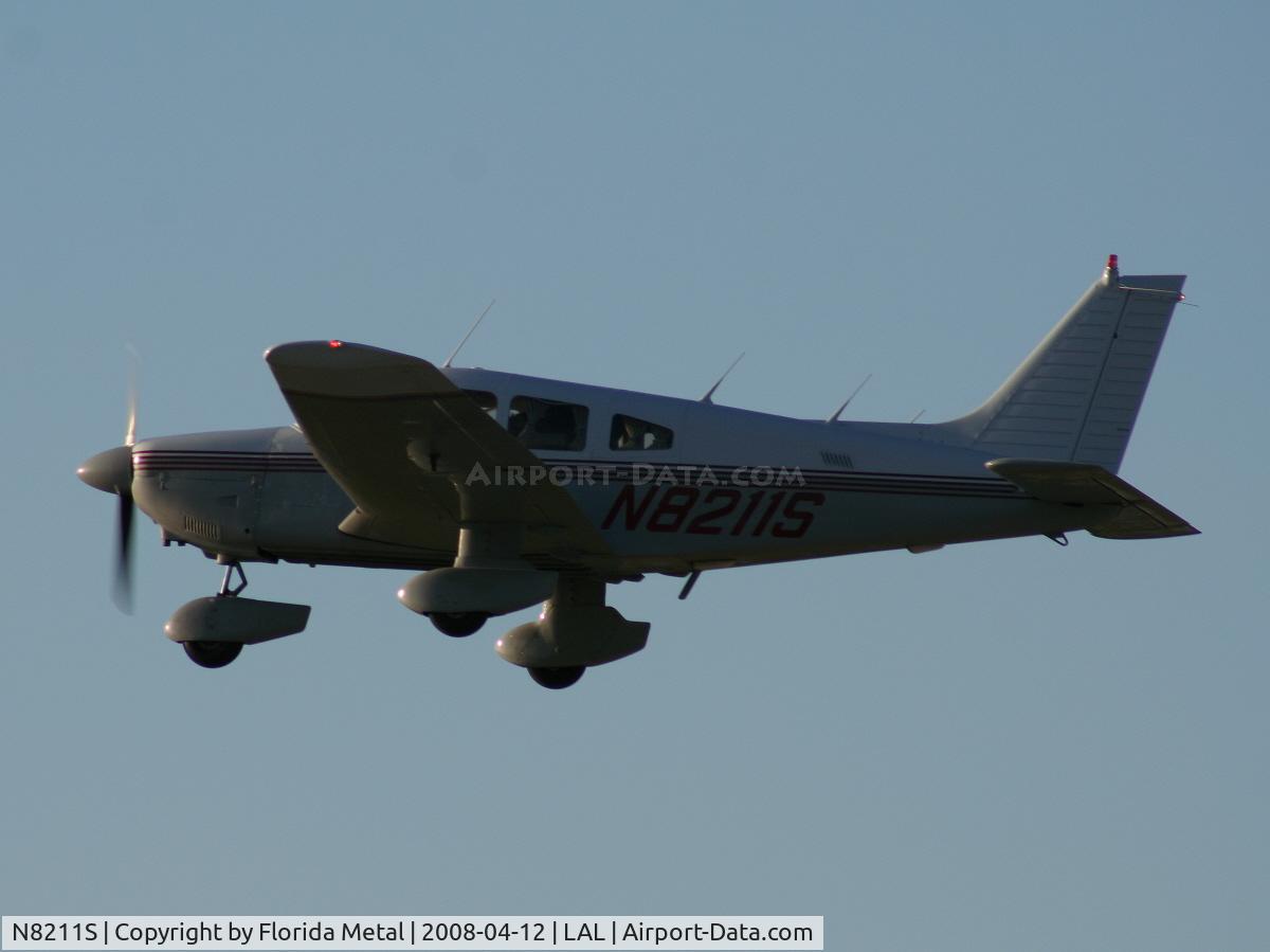 N8211S, 1980 Piper PA-28-181 C/N 28-8090301, Piper PA-28-181