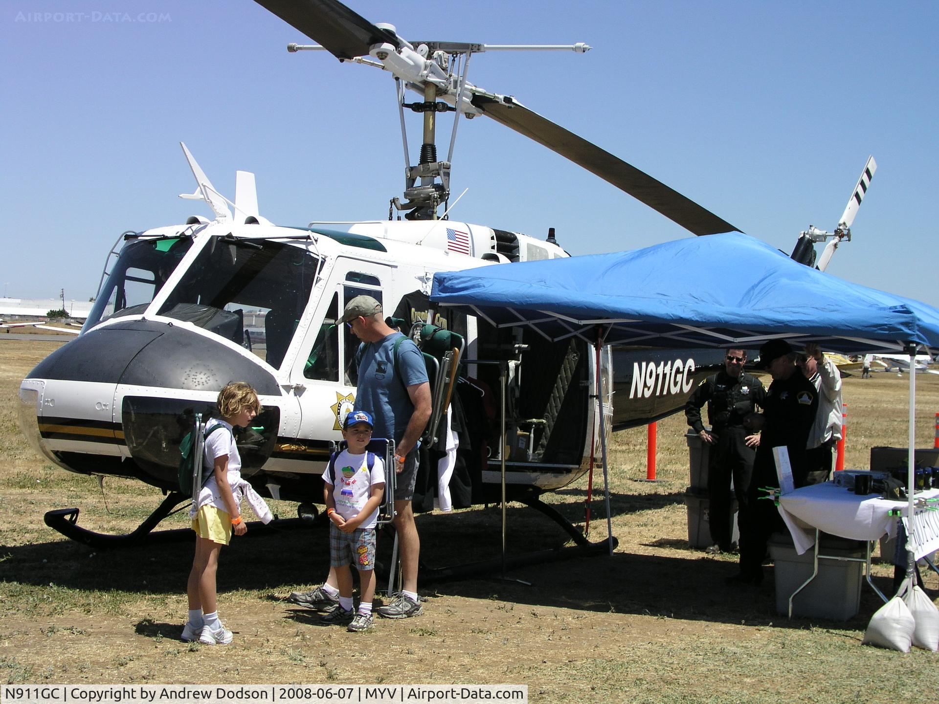 N911GC, Bell UH-1H C/N 66-00883, Sacramento Sheriffs
