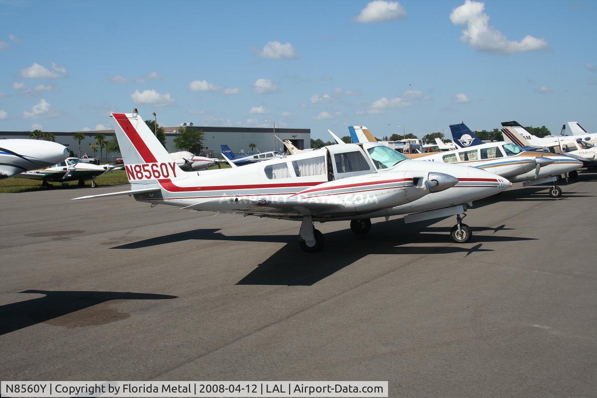 N8560Y, 1968 Piper PA-30 Twin Comanche C/N 30-1707, Piper PA-30
