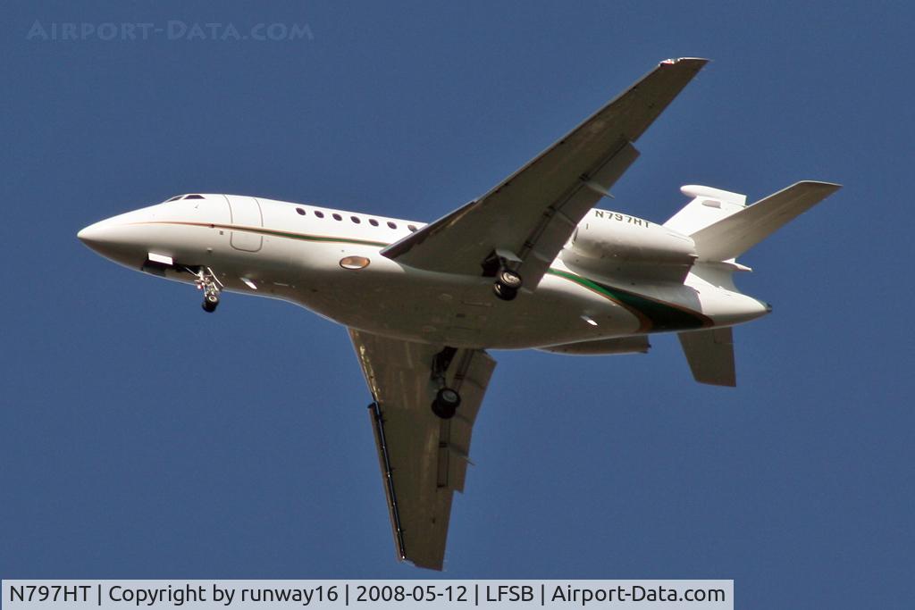 N797HT, 2002 Dassault Falcon 2000 C/N 171, Falcon 2000 landing on rwy 34