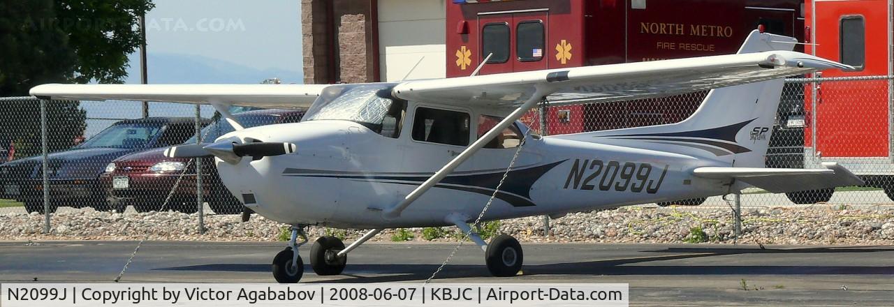 N2099J, 2004 Cessna 172S C/N 172S9586, Ar JeffCo Open House.