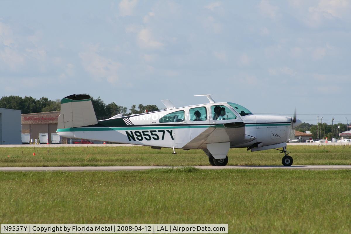 N9557Y, 1962 Beech P35 Bonanza C/N D-7030, Beech P35 Bonanza