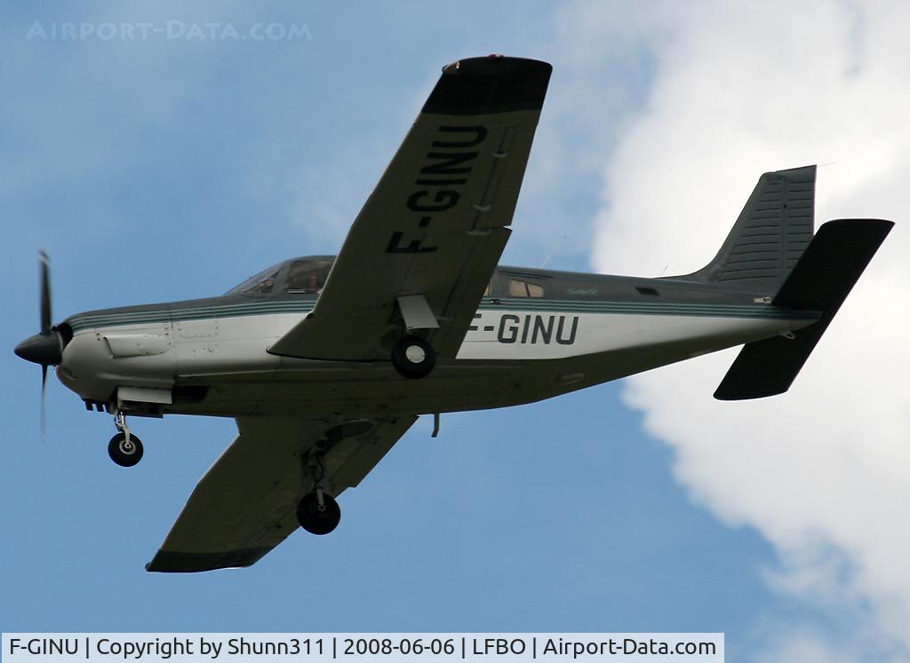 F-GINU, Piper PA-32R-301 Saratoga SP C/N 32-13035, Landing rwy 32L