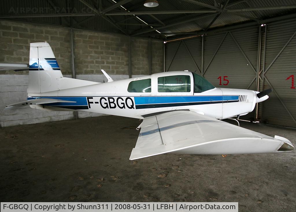 F-GBGQ, Grumman American AA-5 Traveler C/N AA5-0202, Inside Airclub's hangard...
