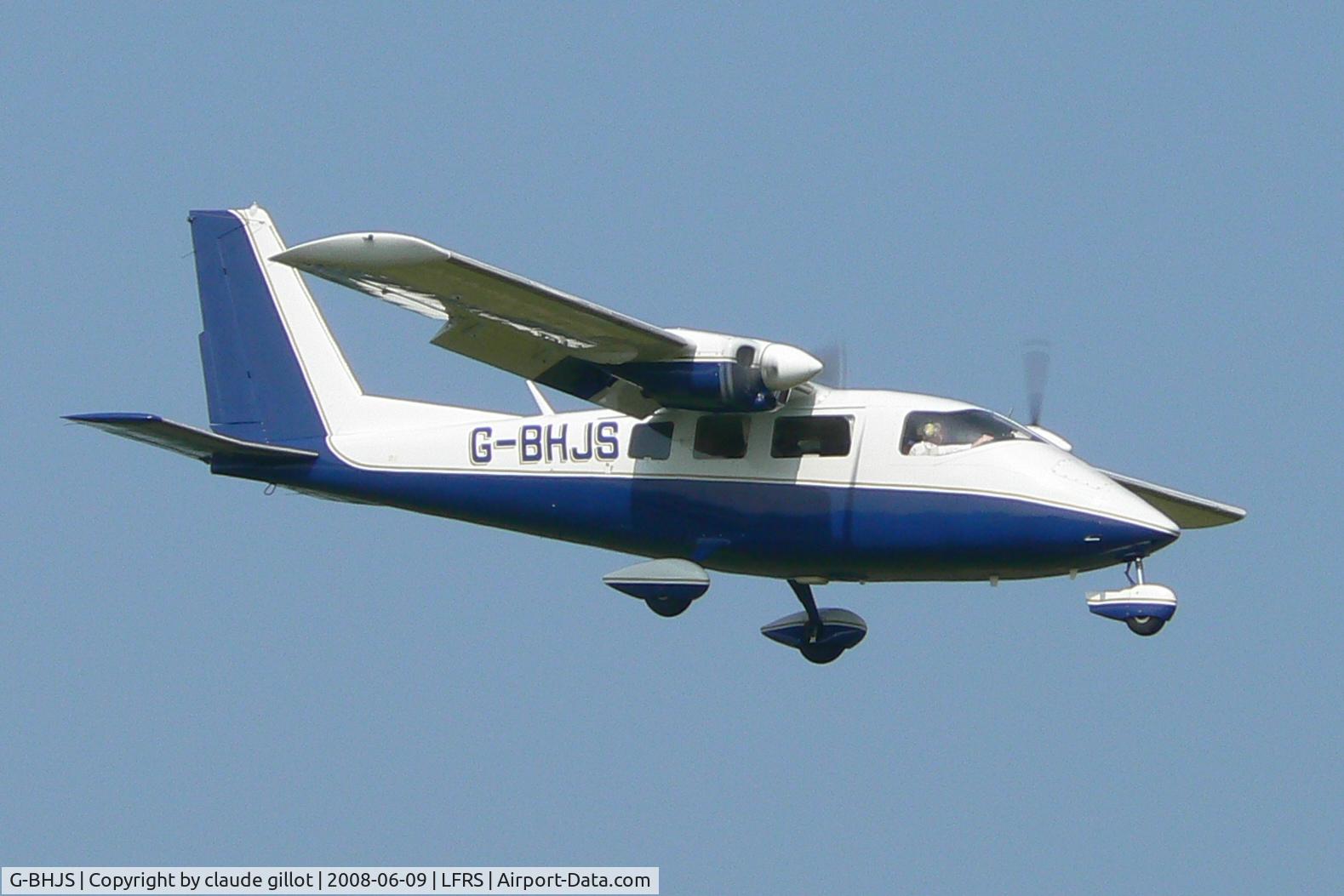 G-BHJS, 1978 Partenavia P-68B C/N 172, final approach on sunny morning for this 
