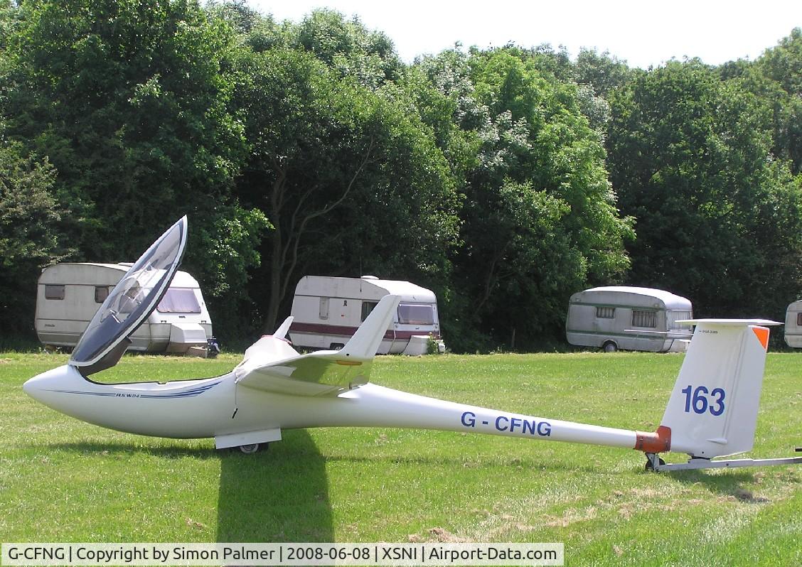 G-CFNG, 1988 Schleicher ASW-24 C/N 24015, Schleicher ASW24 at Snitterfield