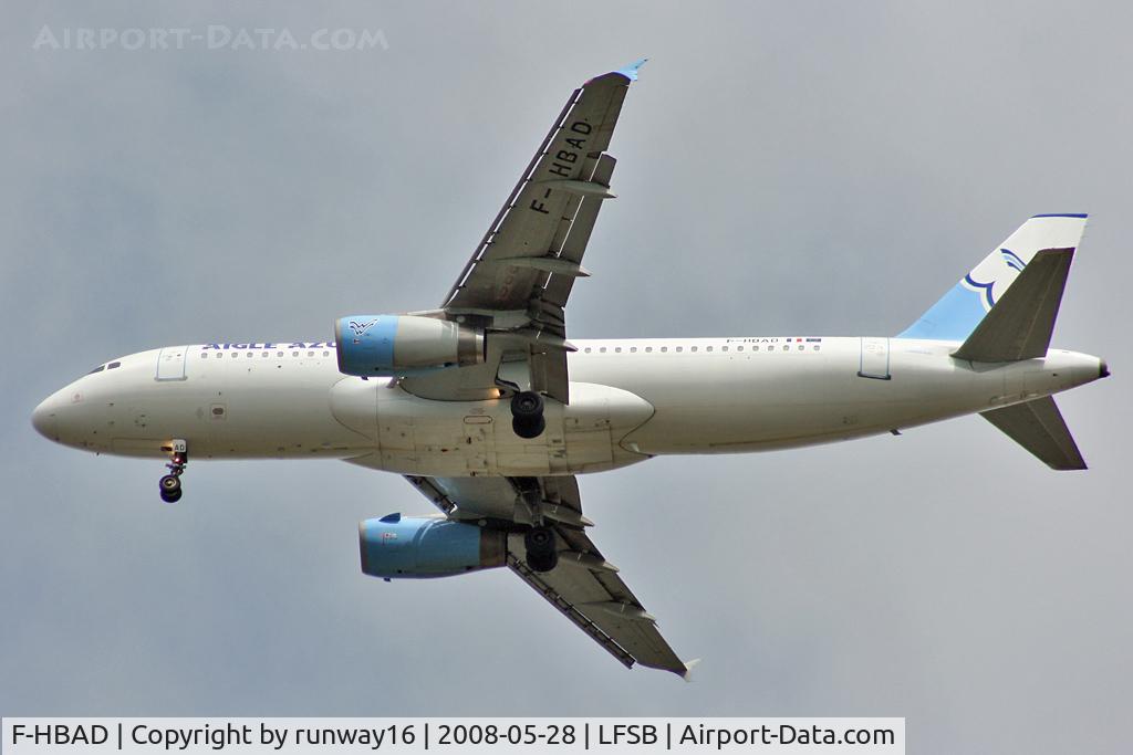 F-HBAD, 1995 Airbus A320-233 C/N 561, Airgle Azur landing on rwy 34