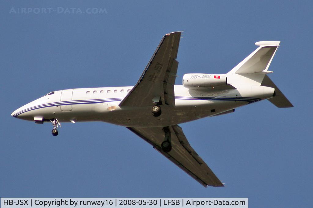 HB-JSX, 2004 Dassault Falcon 900EX C/N 141, landing on rwy 34