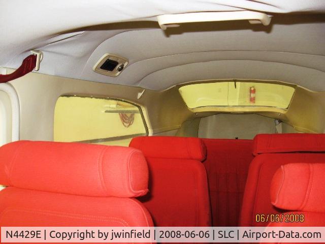 N4429E, Cessna T210N Turbo Centurion C/N 21064709, Interior