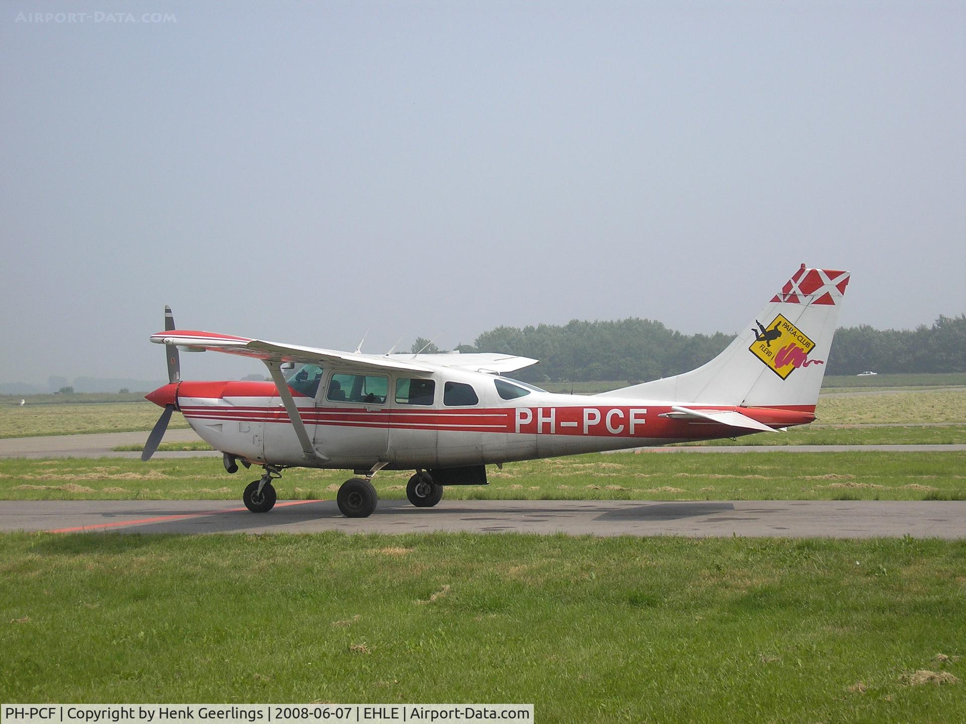 PH-PCF, Cessna U206G Stationair C/N U20605691, Lelystad Airport Para Club Flevo