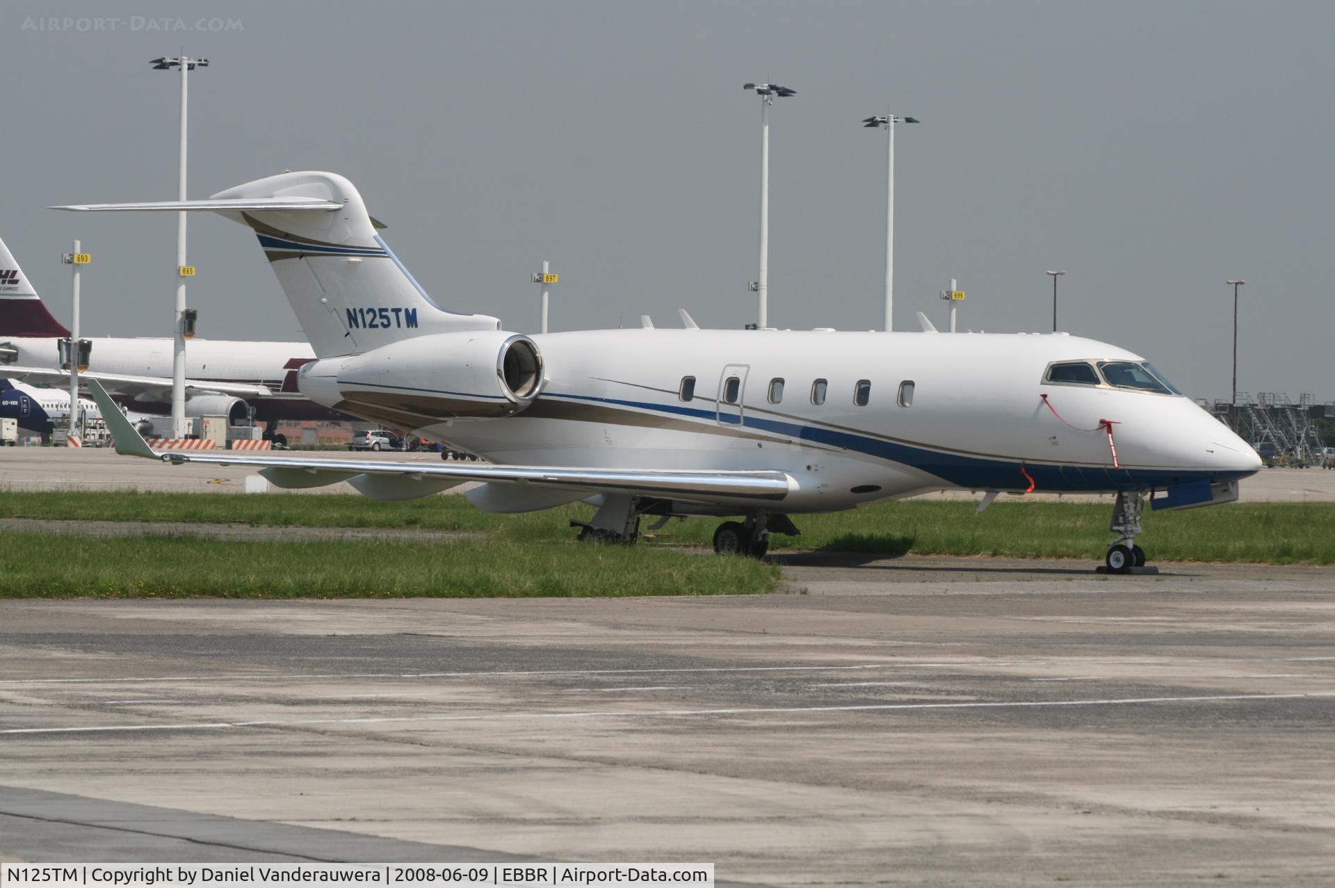 N125TM, 2006 Bombardier Challenger 300 (BD-100-1A10) C/N 20104, parked on General Aviation apron (Abelag)
