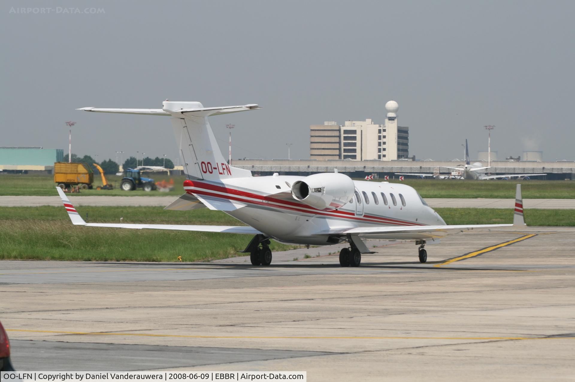 OO-LFN, Learjet 45 C/N 45-250, leaving General Aviation apron