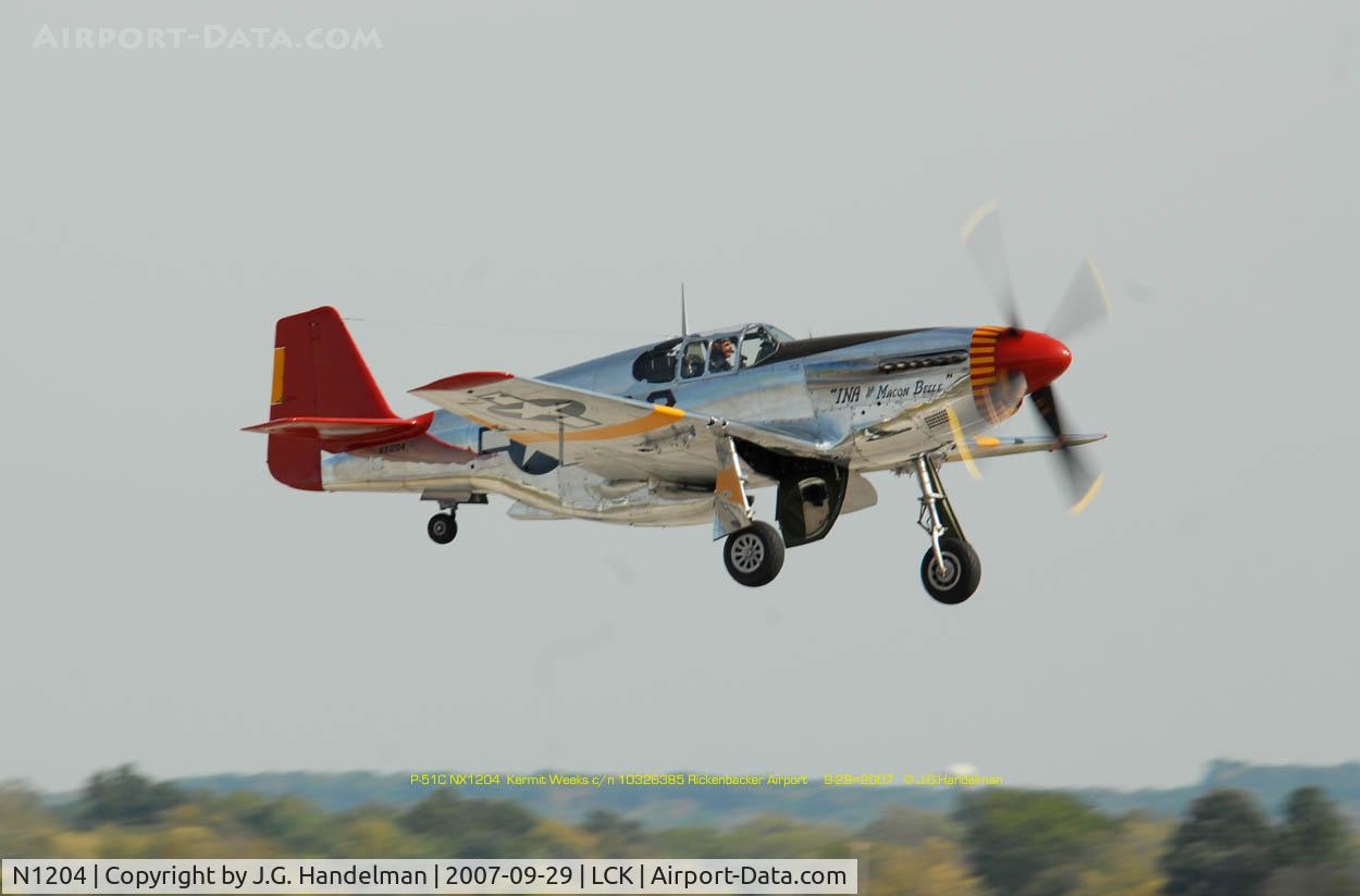 N1204, 1944 North American P-51C Mustang C/N 103-26385, Kermit Weeks on short final at 2007 Gathering