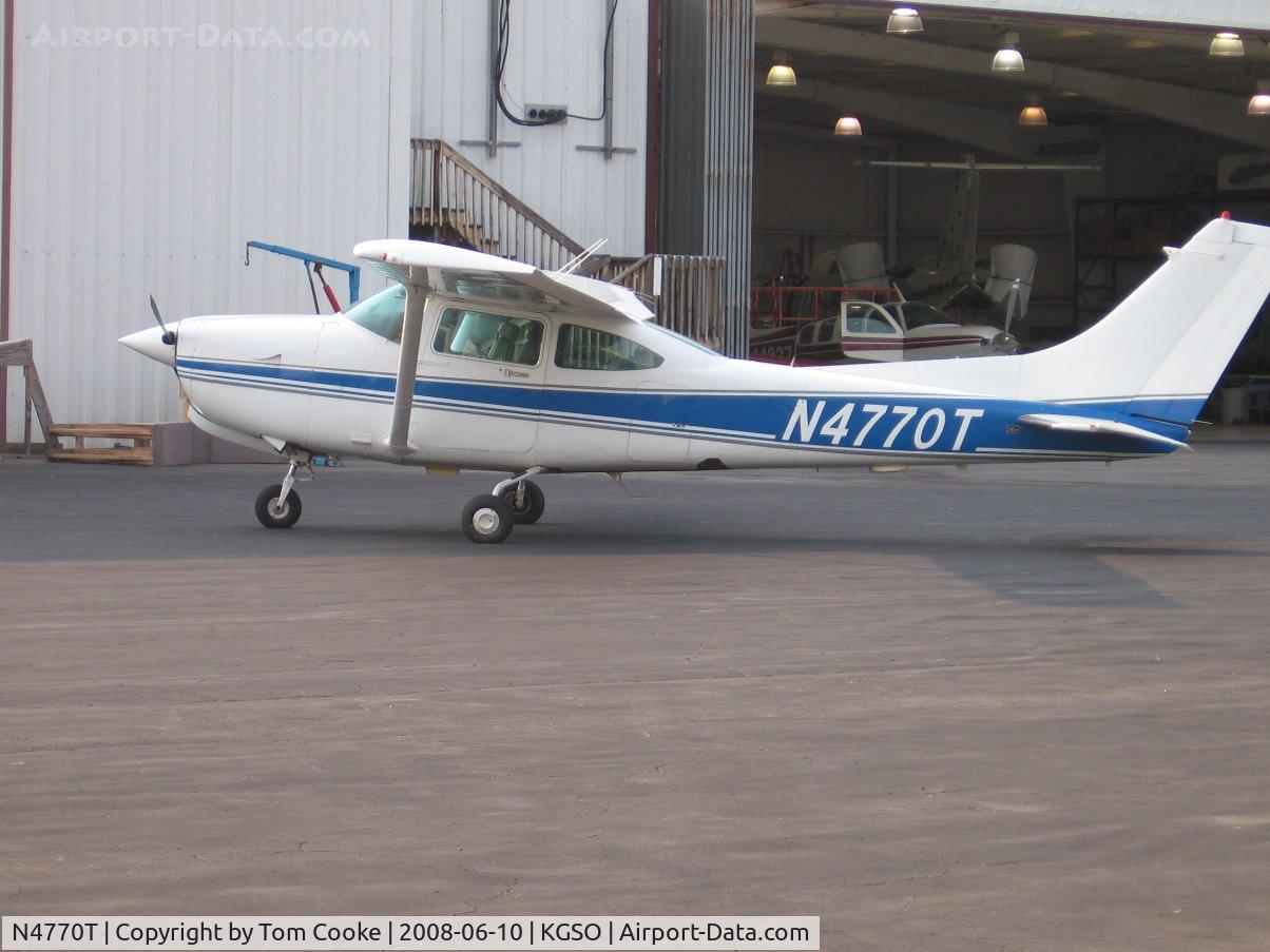 N4770T, 1981 Cessna R182 Skylane RG C/N R18201758, Cessna 182RG