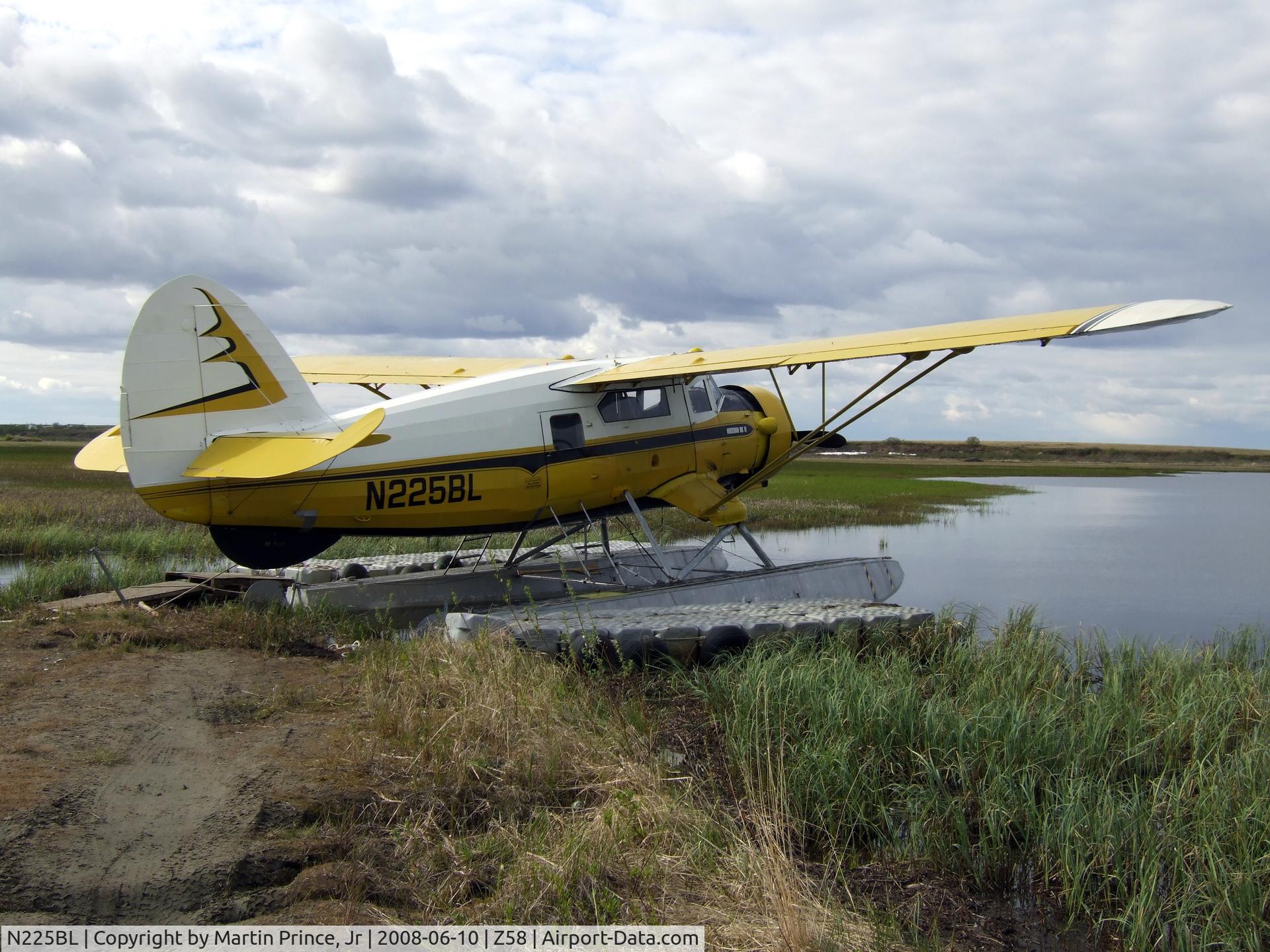 N225BL, 1943 Noorduyn UC-64A Norseman C/N 542, Norseman in Bethel Hangar Lake Seaplane Base