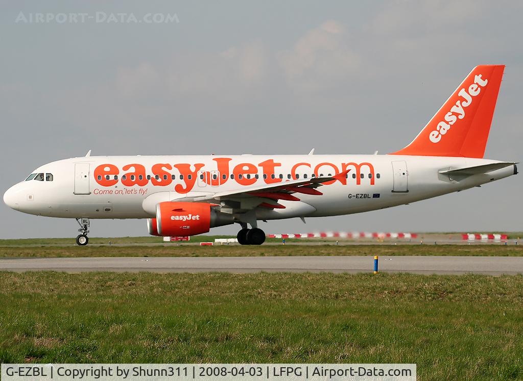G-EZBL, 2007 Airbus A319-111 C/N 3053, Taxiing for departure...