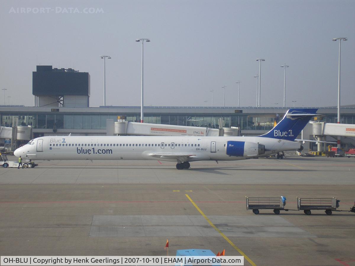 OH-BLU, 1996 McDonnell Douglas MD-90-30 C/N 53458, Schiphol