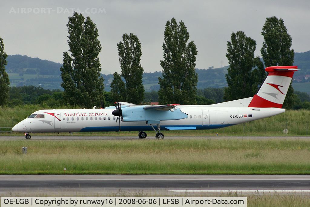 OE-LGB, 1999 De Havilland Canada DHC-8-402Q Dash 8 C/N 4015, taxi on bravo