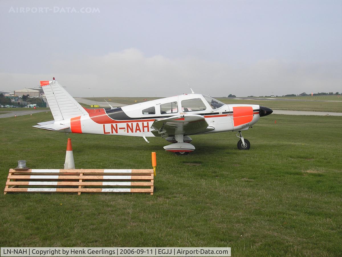 LN-NAH, Piper PA-28-181 Cherokee Archer II C/N 28-7690194, Jersey Airport , Channel Islands