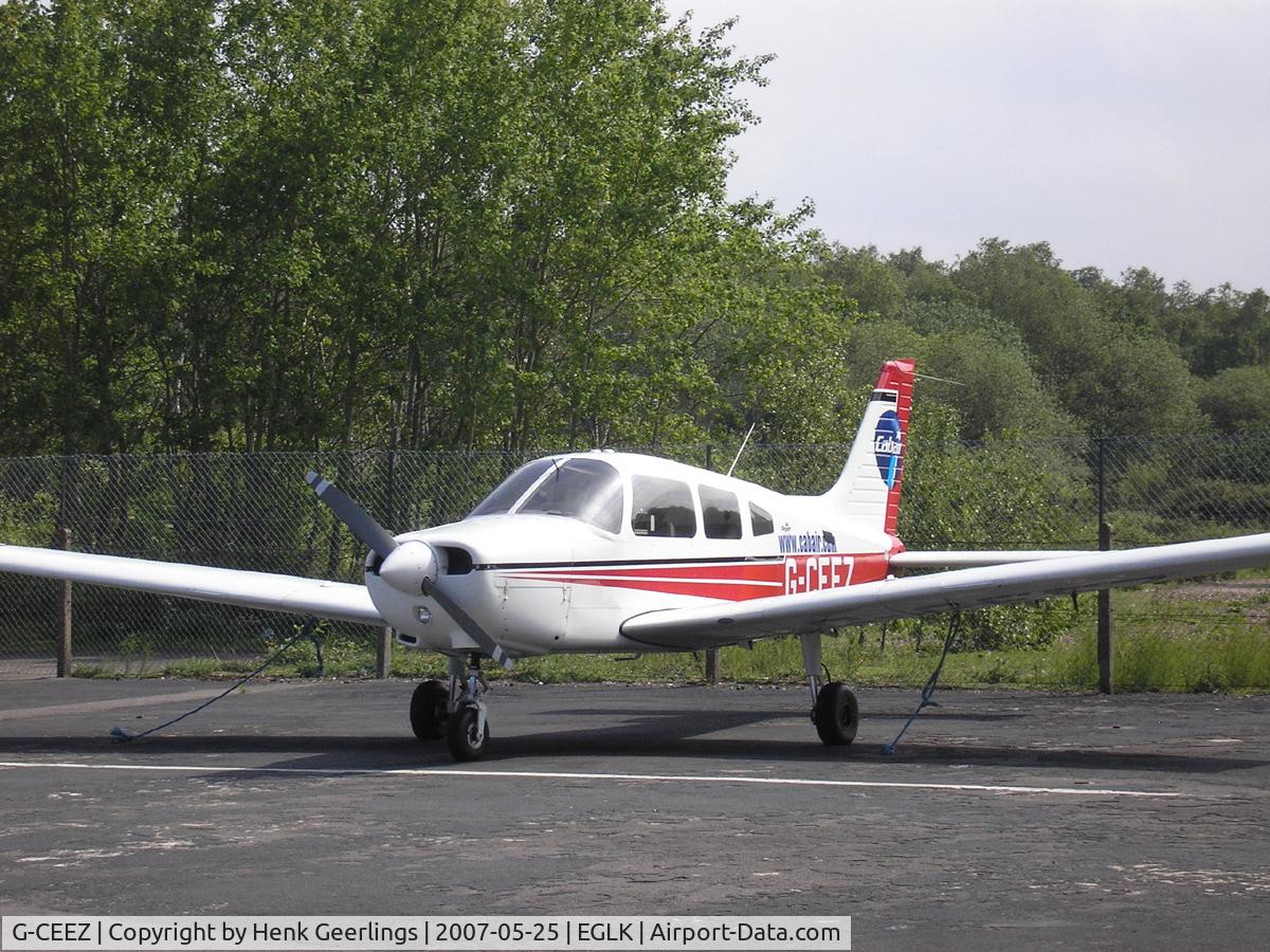 G-CEEZ, 2002 Piper PA-28-161 Warrior III C/N 2842161, Blackbushe Airport