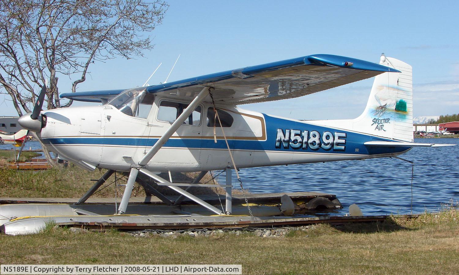 N5189E, 1959 Cessna 180B C/N 50489, A Cessna 180B of Skeeter Air sits in the Lake Hood sunshine