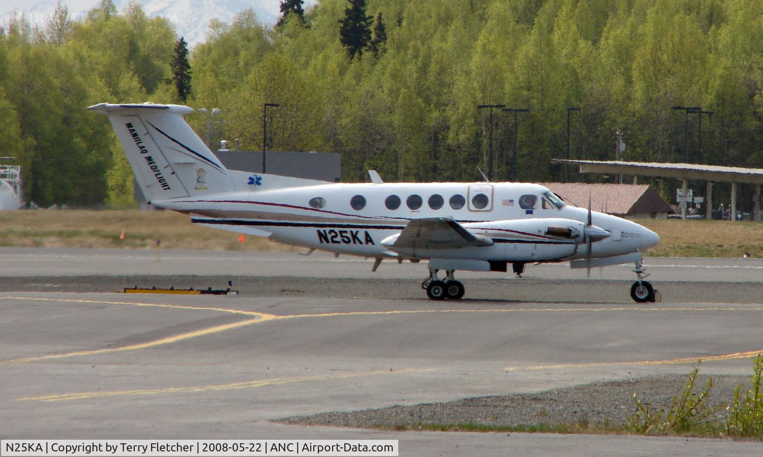 N25KA, 1980 Beech 200 Super King Air C/N BB-783, Beech 200 of Maniilaq Mediflight at Anchorage