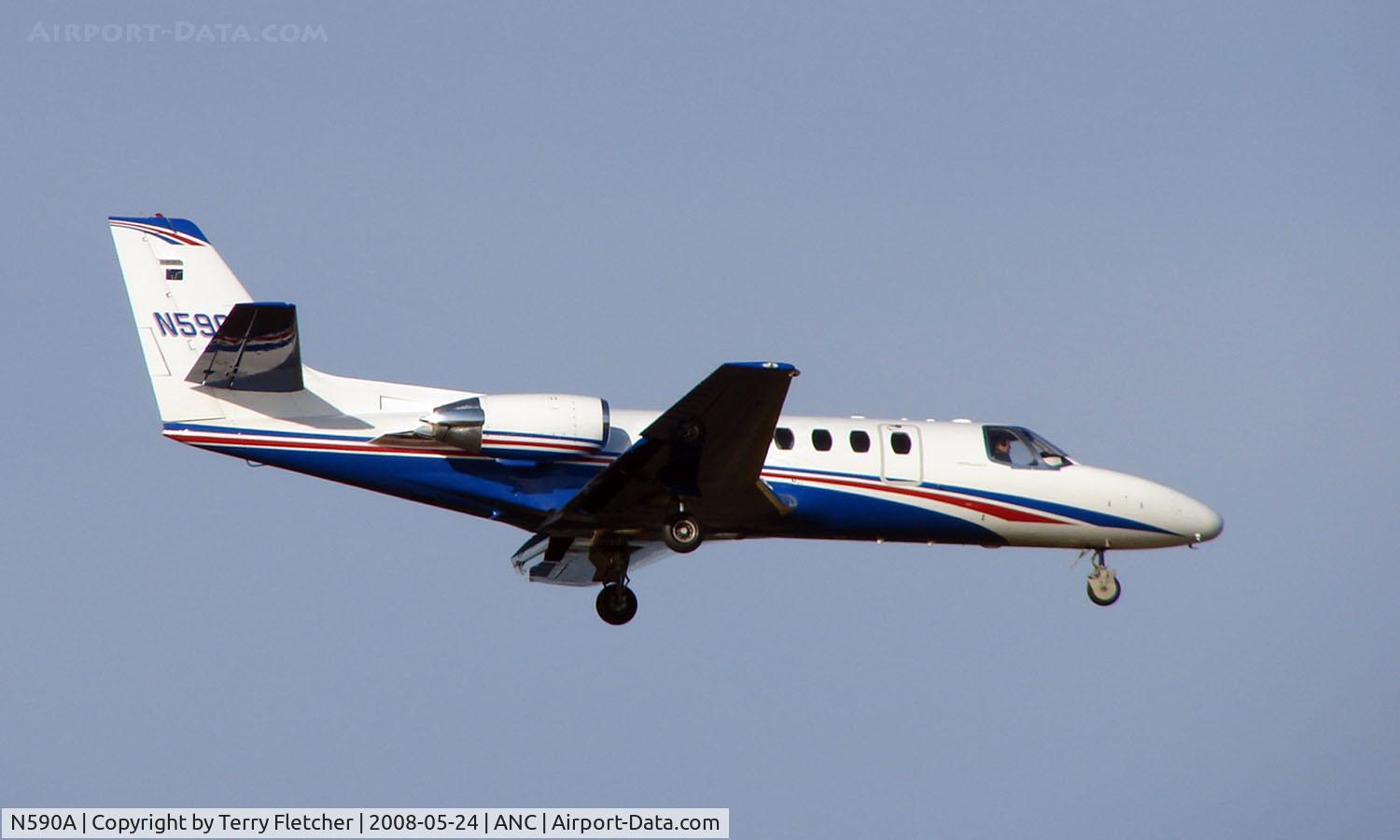 N590A, 1989 Cessna 560 C/N 560-0029, Citation 560 about to land at Anchorage