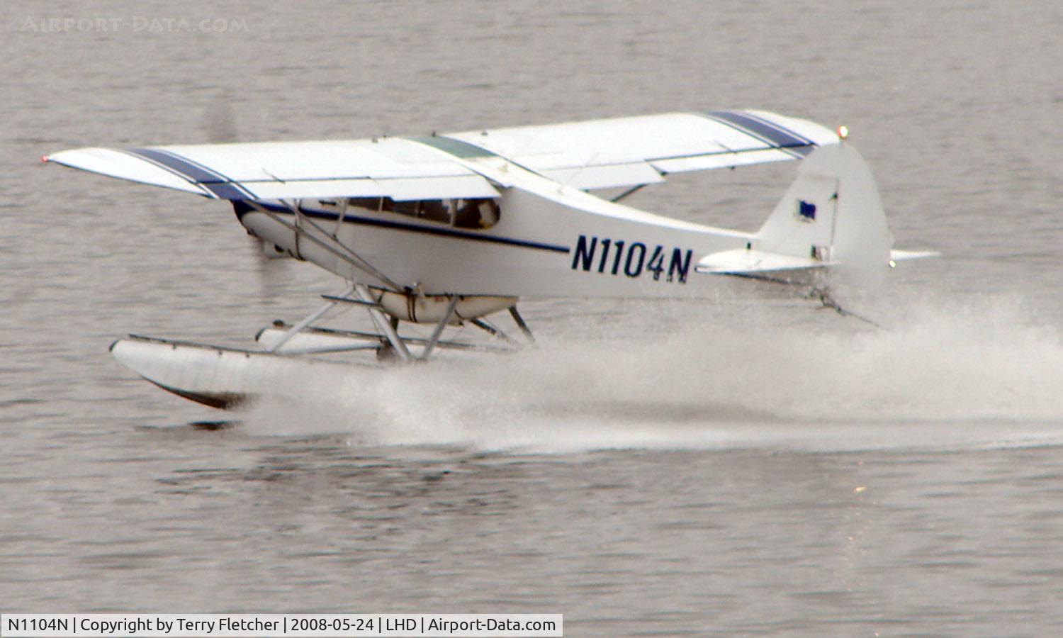 N1104N, Piper PA-18-150 Super Cub C/N 18-7579, Piper Pa18 prepares to take off from Lake Hood
