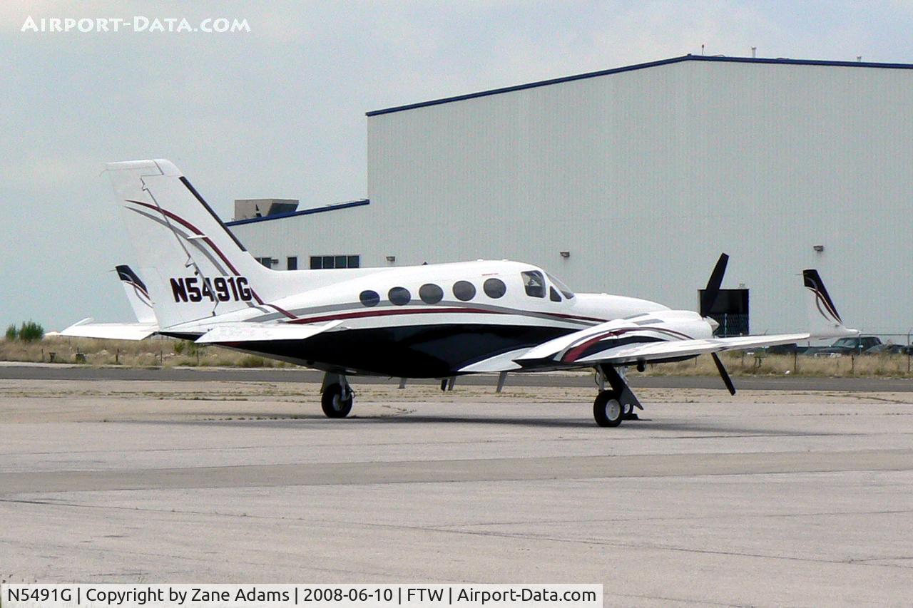 N5491G, 1976 Cessna 421C Golden Eagle C/N 421C0238, At Meacham Field