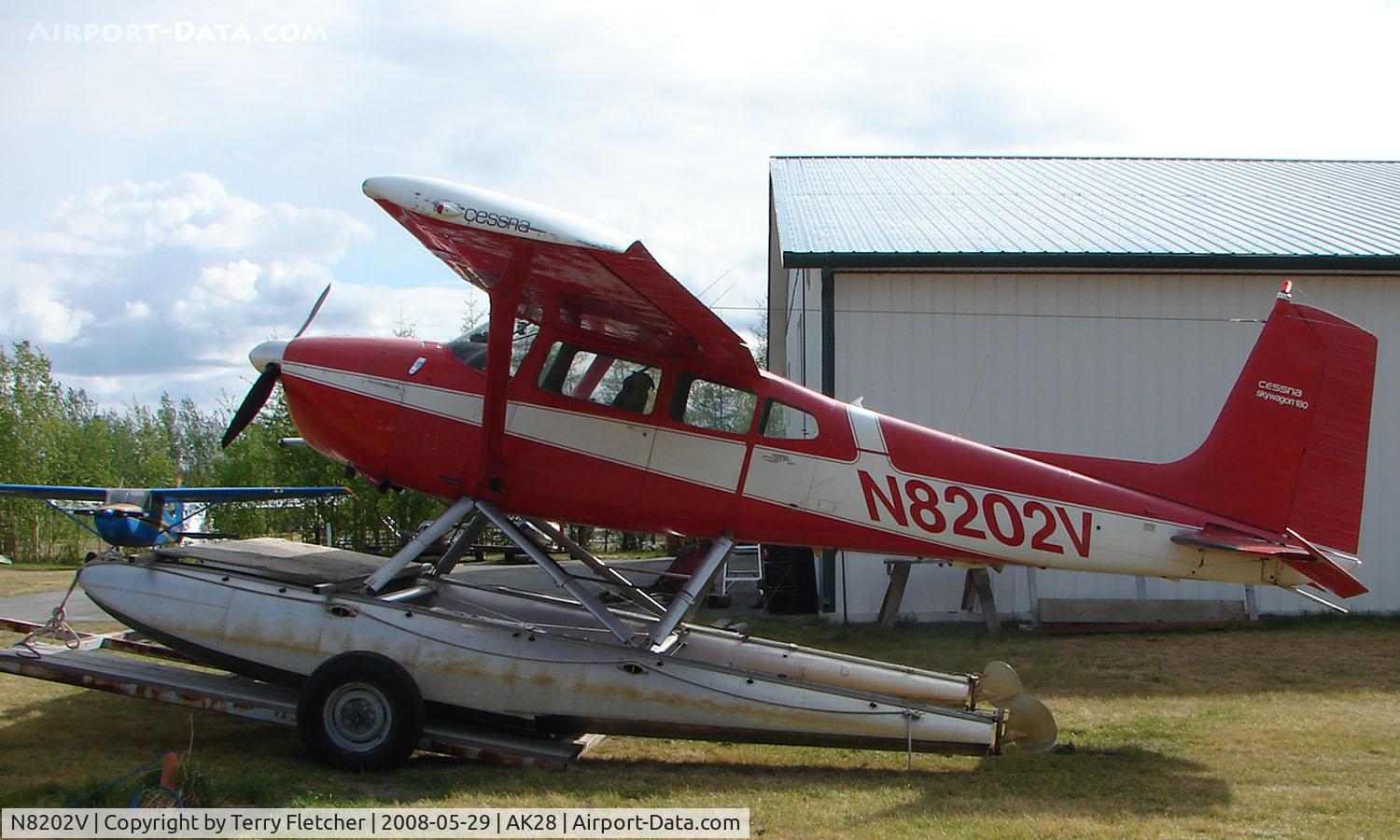N8202V, 1966 Cessna 180H Skywagon C/N 18051704, Cessna 180 at Chena Marina