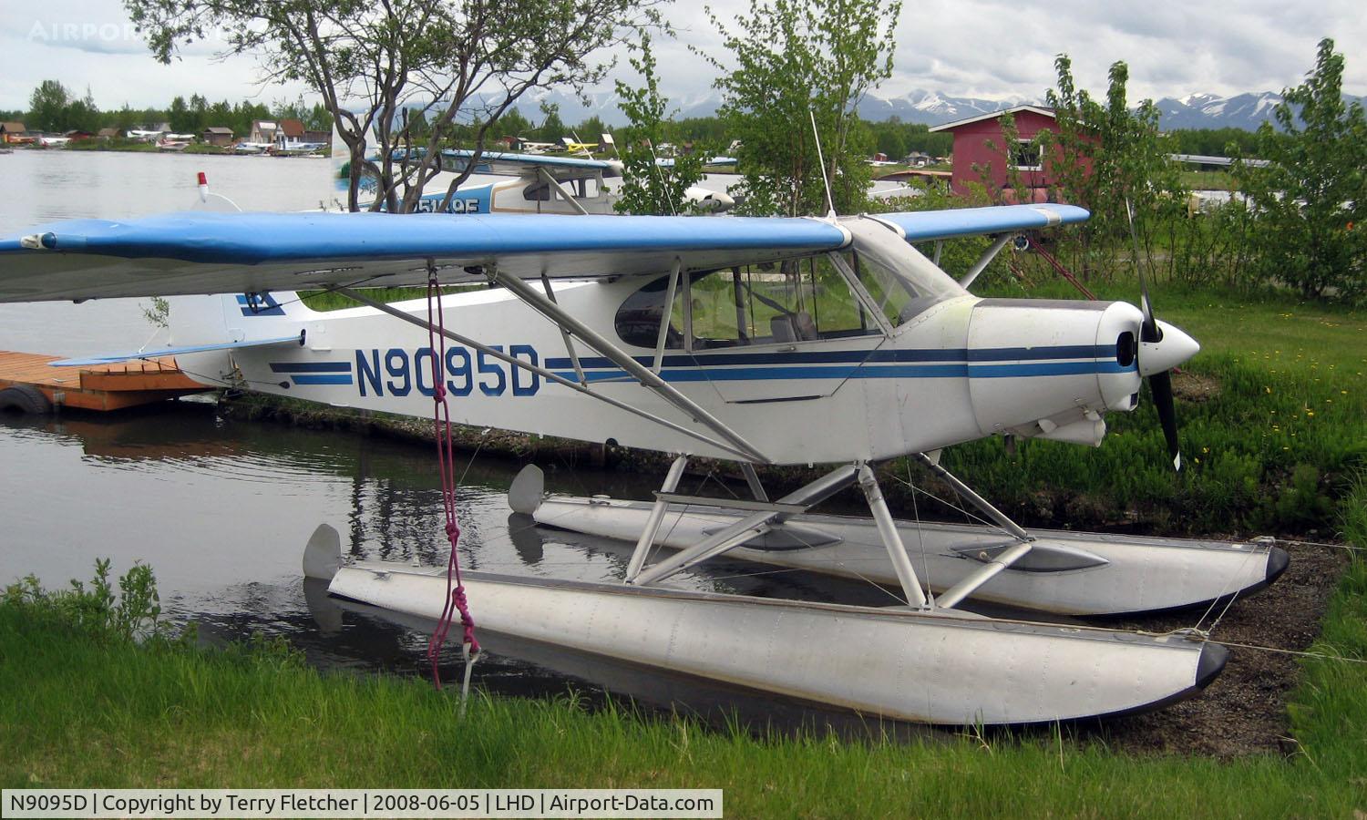 N9095D, 1958 Piper PA-18 Super Cub C/N 18-6475, Pa18 on floats at Lake Hood