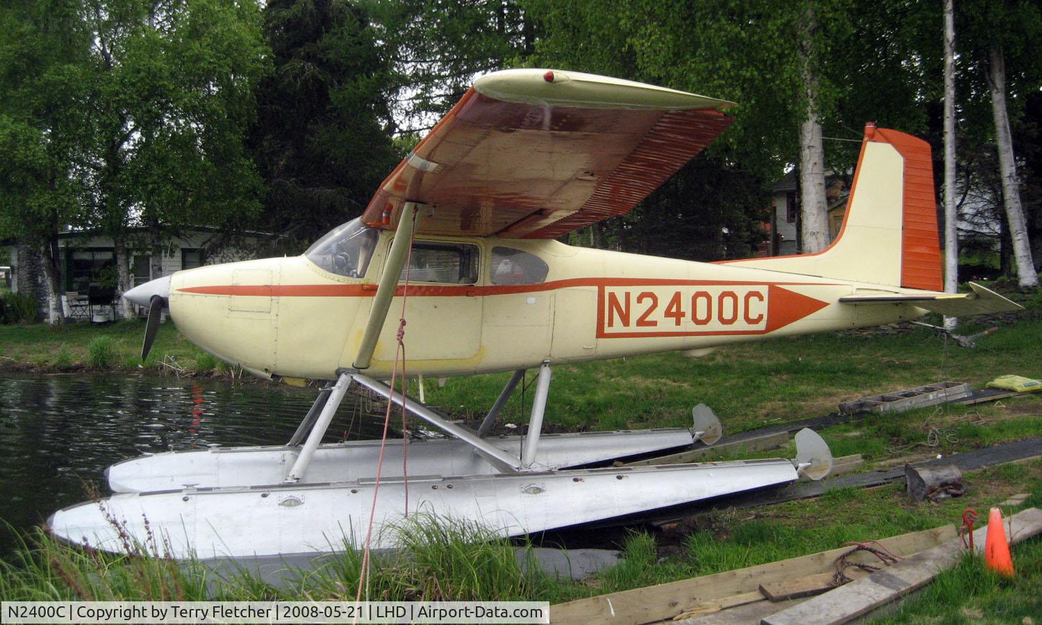 N2400C, 1954 Cessna 180 C/N 30700, This Cessna 180 is owned by Bill Floyd - he runs an immaculate Bed and Breakfast at the Lake Hood Inn - a must for any aviation enthusiast or flyer stopping in Anchorage