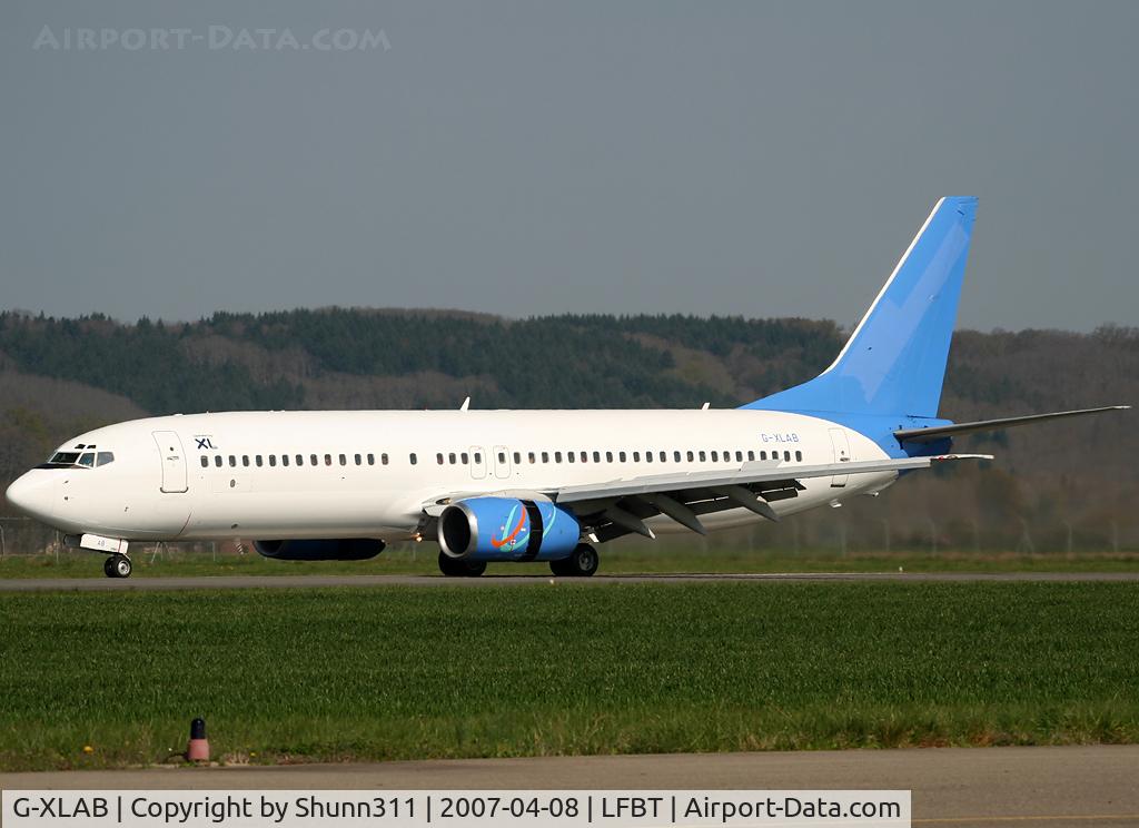 G-XLAB, 1998 Boeing 737-8Q8 C/N 28218, Landing rwy 20 with small titles on fuselage...