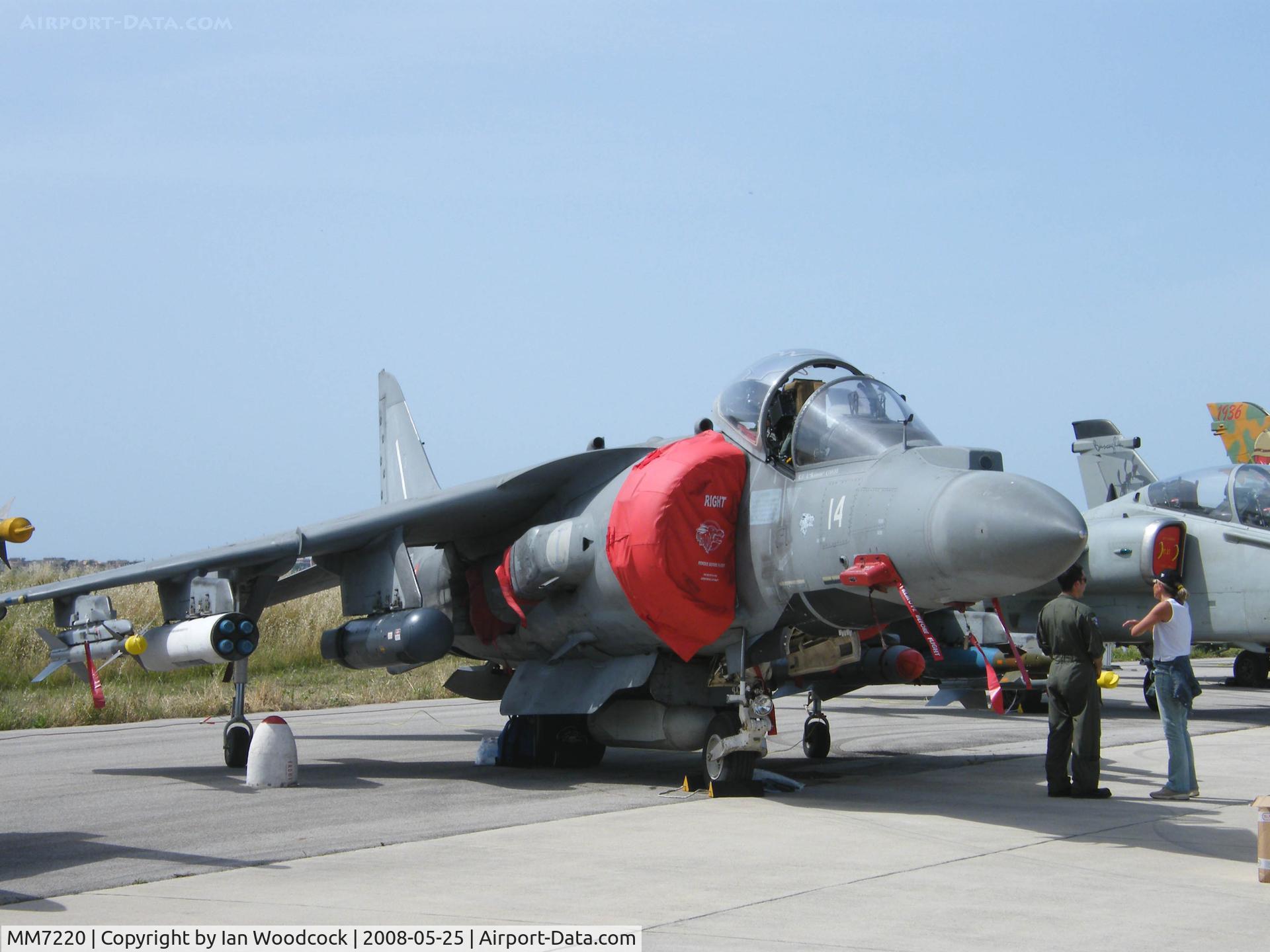 MM7220, McDonnell Douglas AV-8B+ Harrier II C/N 272/IT009, McDonnell Douglas AV-8B/Italian Navy/Practica di Mare