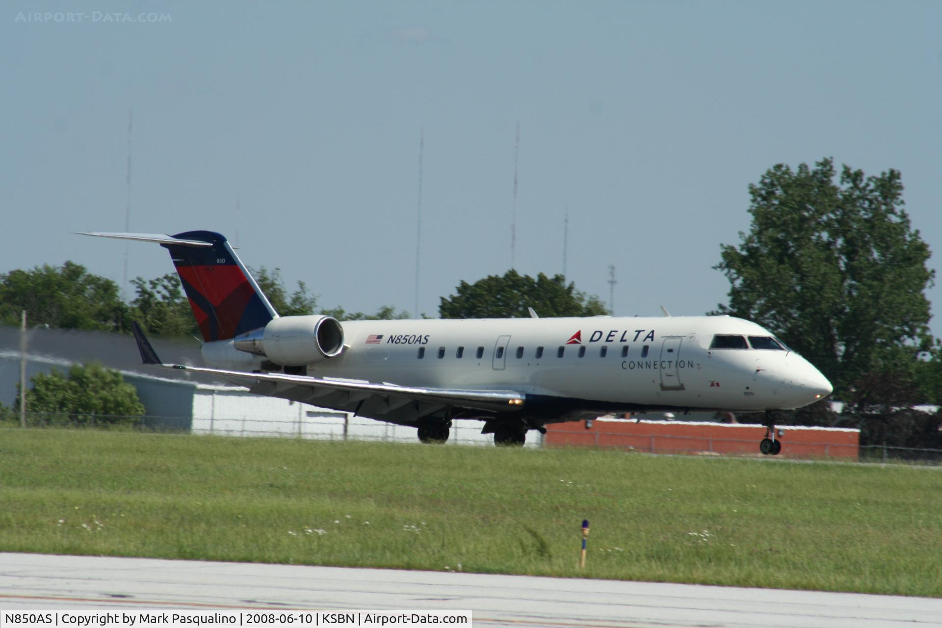N850AS, 1999 Bombardier CRJ-200ER (CL-600-2B19) C/N 7355, CL-600-2B19