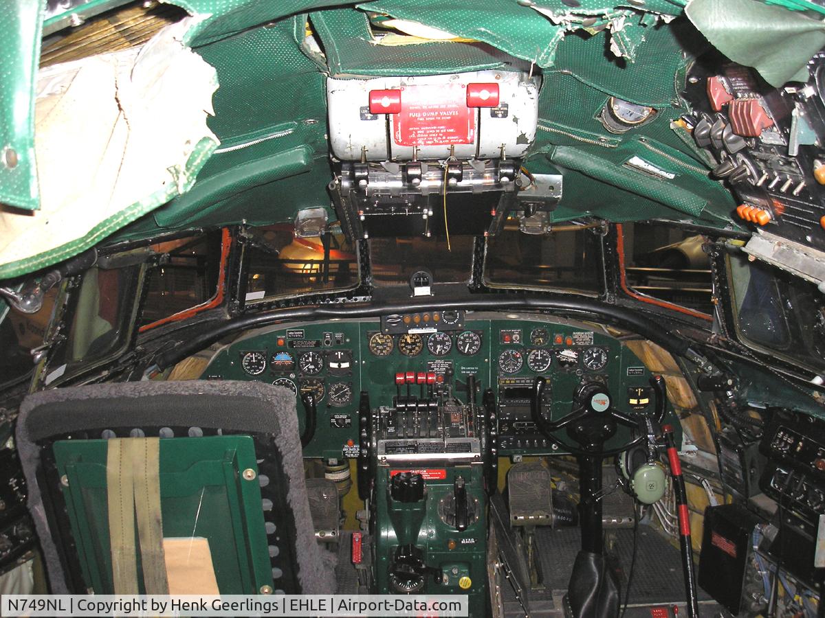 N749NL, 1949 Lockheed L-749-79 Constellation C/N 2604, Cockpit , Aviodrome Museum , Lelystad