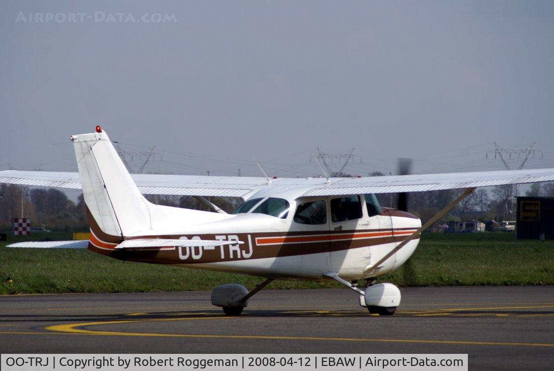 OO-TRJ, 1982 Reims F172P Skyhawk II C/N 17202140, Reims-Cessna F.172P.During engine run day Stampe Vertongen Museum.